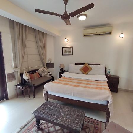 The Estate Villa New Delhi Exterior photo